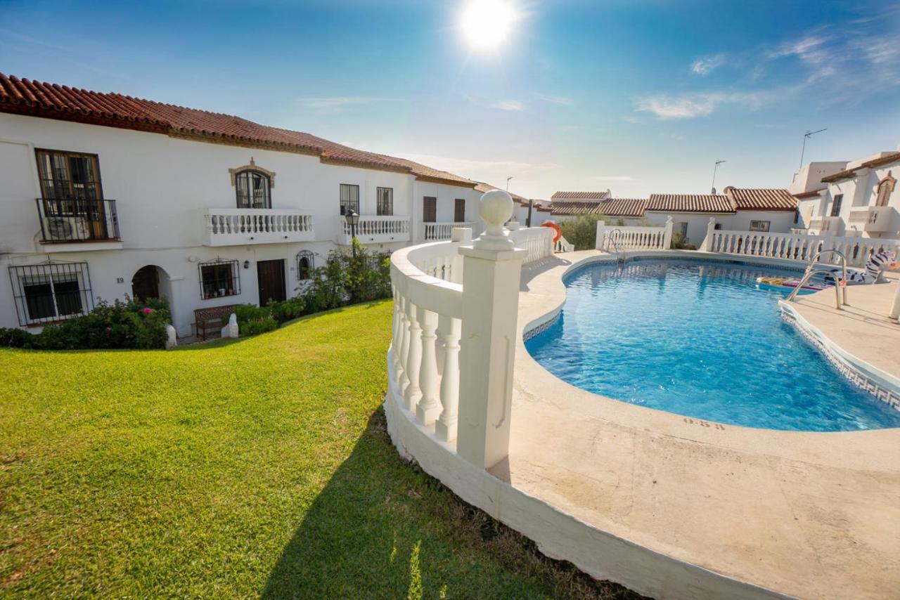 Hacienda 19 Menyber Apartment Nerja Ngoại thất bức ảnh